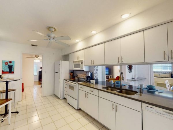 Sarasota Three Bedroom Rental Home with Private Caged Pool