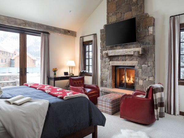 Five Bedroom Walk to Ski Area Rental Home in Teton Village