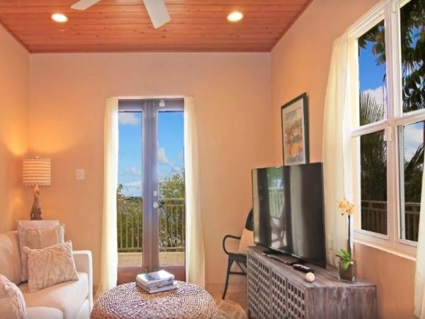 St. Thomas Five Bedroom  Vacation Villa Separate Apartment