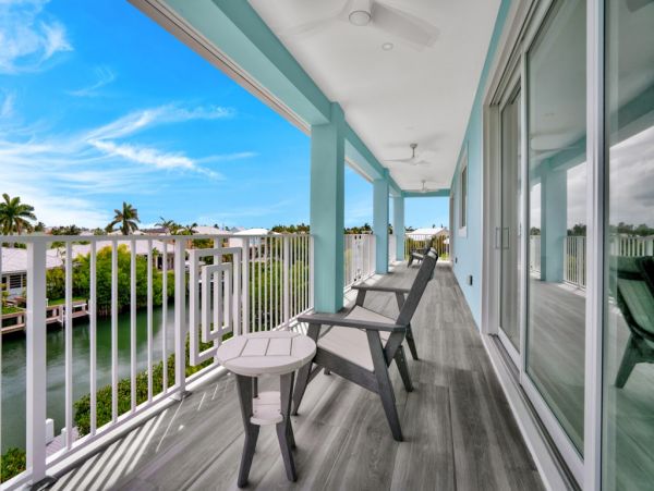 Key Colony Beach  Luxury Vacation Villa on Water Pool