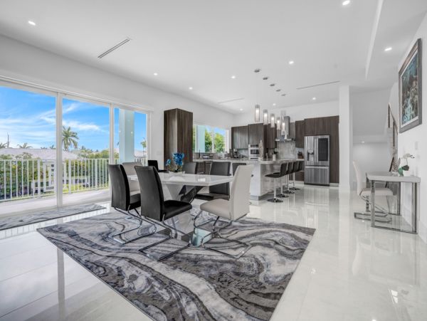 Key Colony Beach  Luxury Vacation Villa on Water Pool