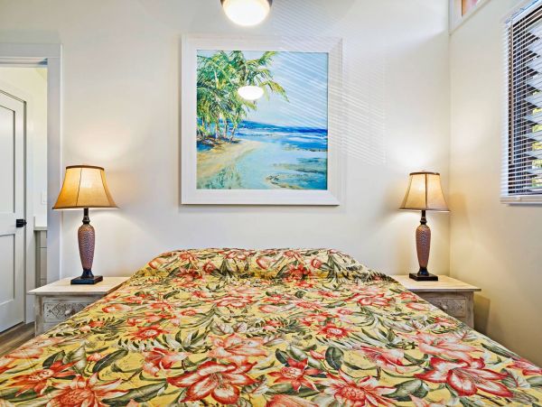 Oceanfront Lahaina Maui Vacation Rental Sleeps 4 Guests