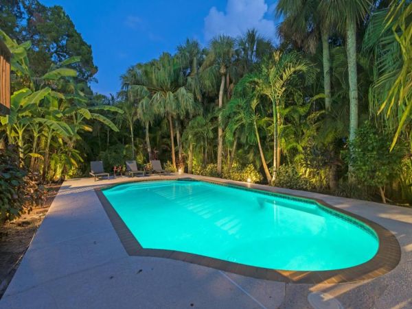 Siesta Key Vacation Rental 5-Bedroom Beach Home with Private Pool