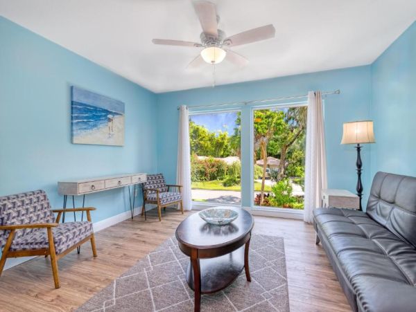 Siesta Key Vacation Rental 5-Bedroom Beach Home with Private Pool