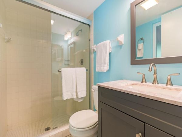Siesta Key Vacation Rental 5-Bedroom Beach Home with Private Pool
