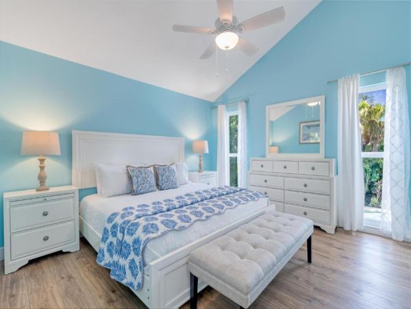Siesta Key Vacation Rental 5-Bedroom Beach Home with Private Pool