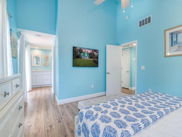 Siesta Key Vacation Rental 5-Bedroom Beach Home with Private Pool