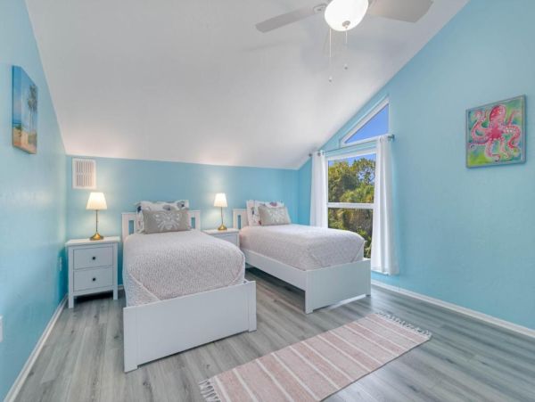 Siesta Key Vacation Rental 5-Bedroom Beach Home with Private Pool