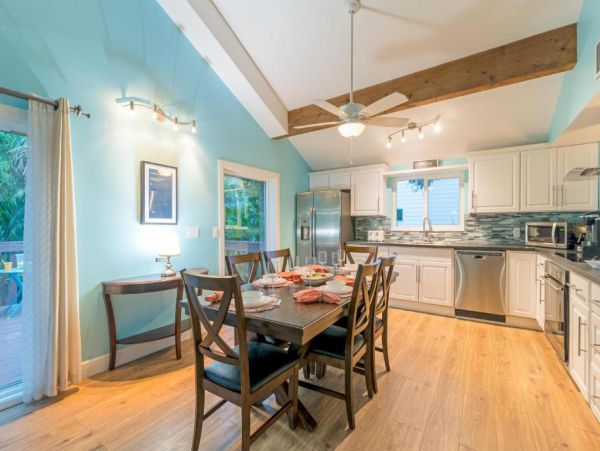 Siesta Key Vacation Rental 5-Bedroom Beach Home with Private Pool