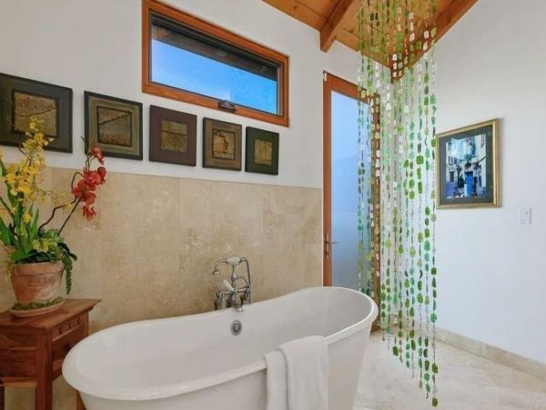 Beautiful San Diego Vacation Home Walk to Beach with Views