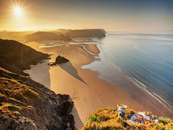 Beautiful San Diego Vacation Home Walk to Beach with Views