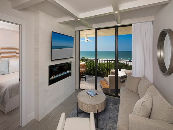 Pure Luxury Marco Beachfront NEW IN BOOK TODAY!