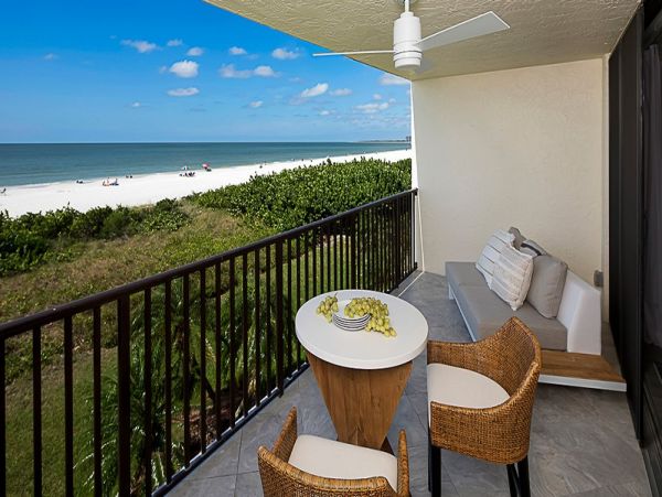 Pure Luxury Marco Beachfront NEW IN BOOK TODAY!