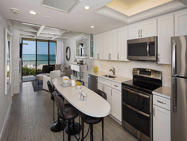 Pure Luxury Marco Beachfront NEW IN BOOK TODAY!