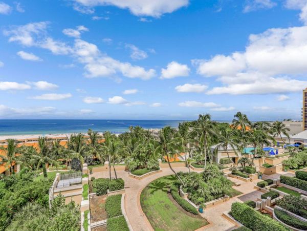 Marco Island Beachfront Condo Rental Luxury 1-Bedroom Vacation Rental