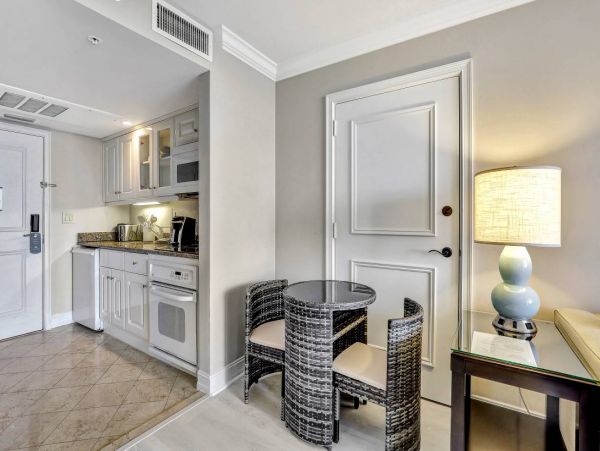 Marco Island Beachfront Condo Rental Luxury 1-Bedroom Vacation Rental