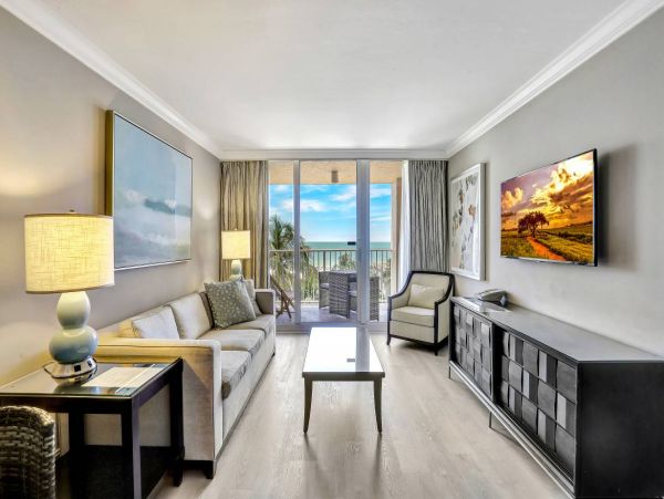 Marco Island Beachfront Condo Rental Luxury 1-Bedroom Vacation Rental