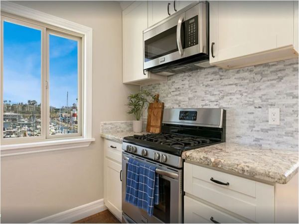 Oceanside Vacation Condo Bay Views Four Bedroom