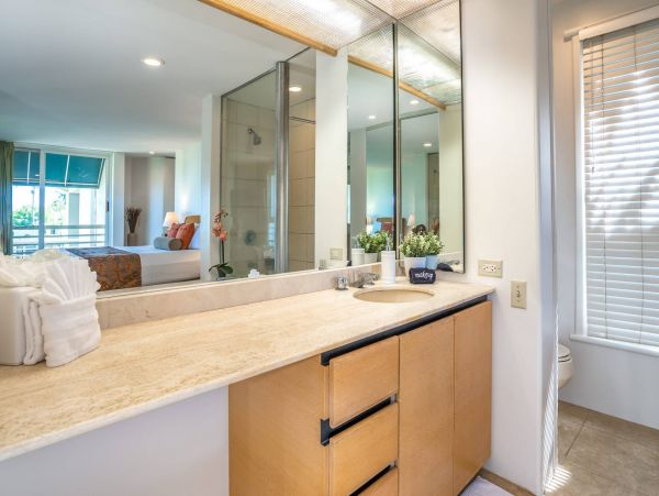 Wailea Vacation Condo with Amazing Views Walk To The Beach