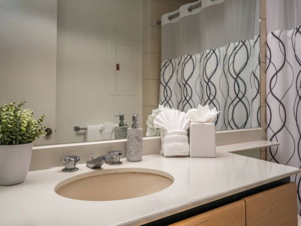 Wailea Vacation Condo with Amazing Views Walk To The Beach