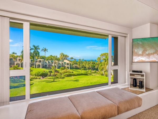 Wailea Vacation Condo with Amazing Views Walk To The Beach