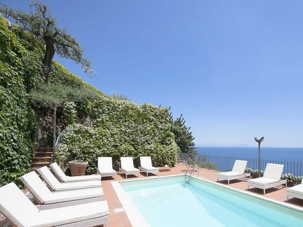 Amalfi Italy Two-Story Villa with 6 Bedrooms and Sea View