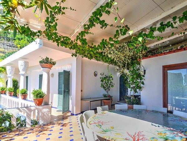Amalfi Italy Two-Story Villa with 6 Bedrooms and Sea View