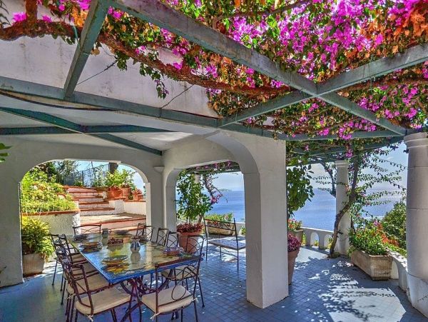 Amalfi Italy Two-Story Villa with 6 Bedrooms and Sea View
