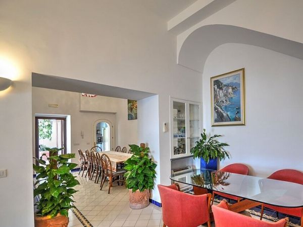 Amalfi Italy Two-Story Villa with 6 Bedrooms and Sea View