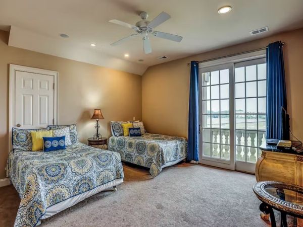 Oceanfront 6 Bedroom Vacation Rental in Hilton Head
