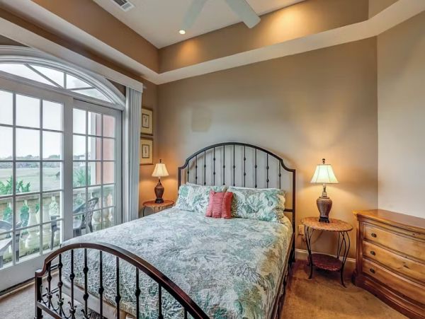Oceanfront 6 Bedroom Vacation Rental in Hilton Head