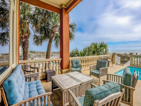 Oceanfront 6 Bedroom Vacation Rental in Hilton Head