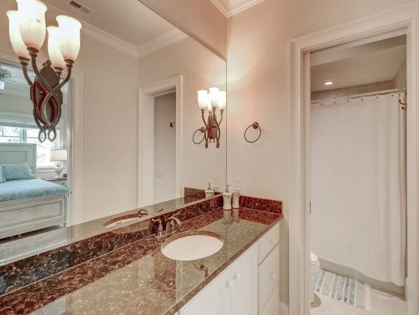 Hilton Head Home 1009325