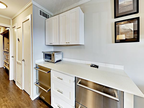 Luxury Condo on Palmetto Dunes, close to everything!