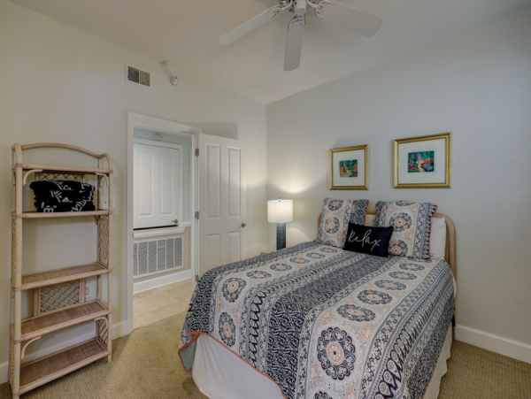 Luxury Four Bedroom Oceanfront Vacation Villa Wonderful Location