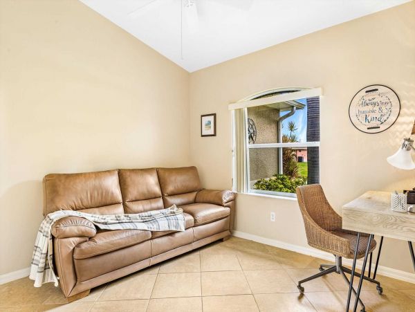 Cape Coral Vacation Villa with Private Caged Pool Sleeps 6