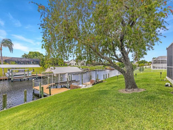 Cape Coral Vacation Pool Home Three Bedroom