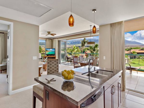 Luxury Kaanapali Beach Vacation Rental Sleeps 12 Guests