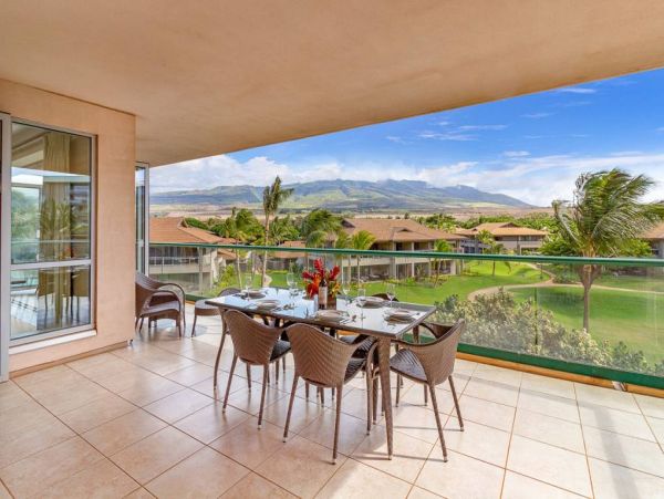Luxury Kaanapali Beach Vacation Rental Sleeps 12 Guests