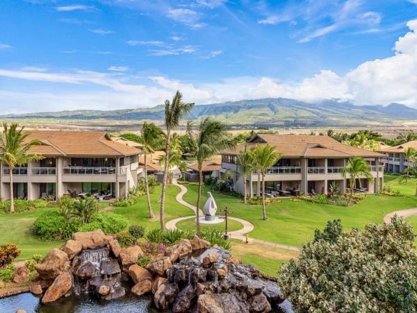 Luxury Kaanapali Beach Vacation Rental Sleeps 12 Guests