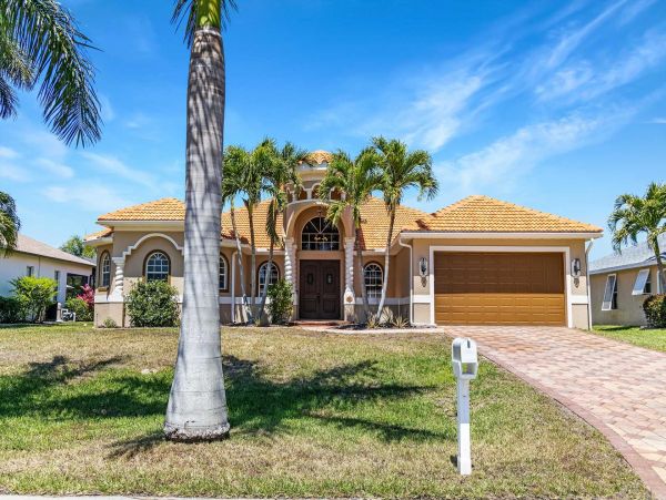 Cape Coral Vacation Home with Private Pool Sleeps 8 Guests