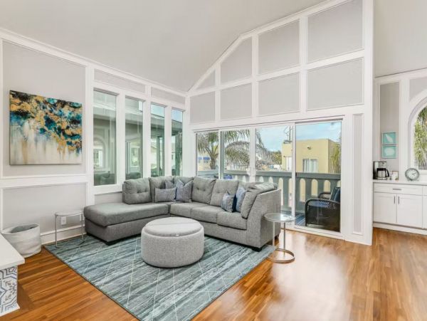 Mission Beach Vacation Home - One Block from Beach