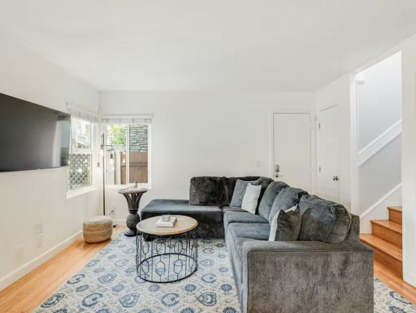 Mission Beach Vacation Home - One Block from Beach