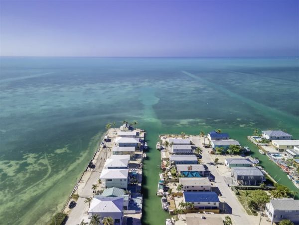 Marathon Oceanfront home with 45 Foot Dockage and pool