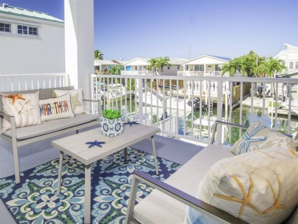 Marathon Oceanfront home with 45 Foot Dockage and pool