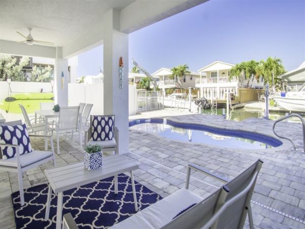 Marathon Oceanfront home with 45 Foot Dockage and pool