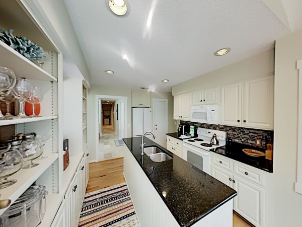 Hilton Head Home 1009472