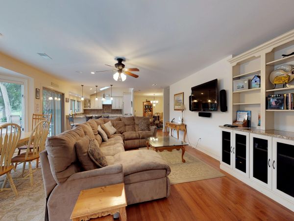Hilton Head Home 1009476