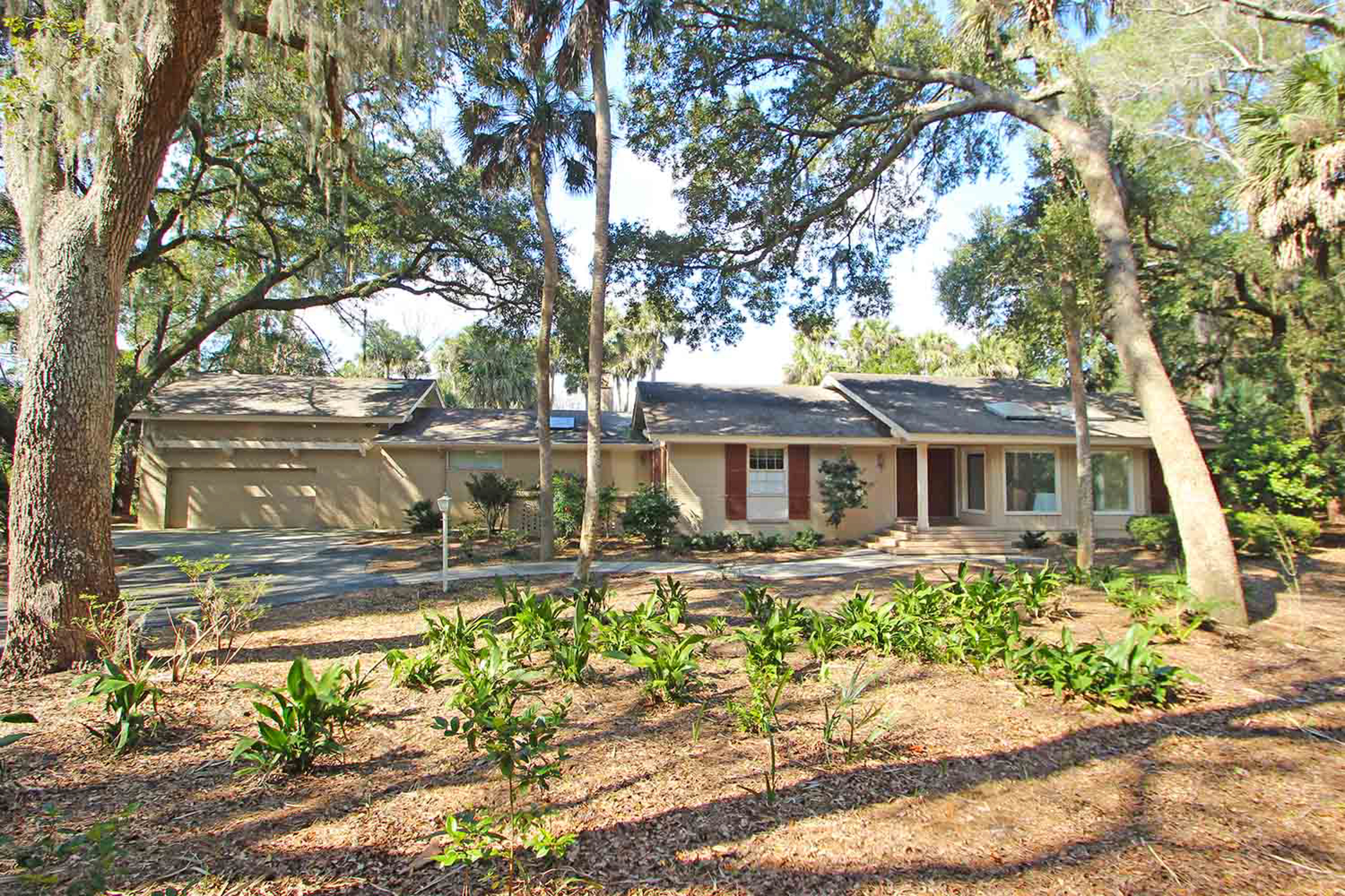 Hilton Head Home 1009476