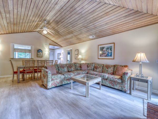 Hilton Head Home 1009510